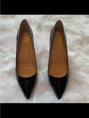 Christian Louboutin Black Patent Pointed Toe Pumps - Classic Gloss size 8